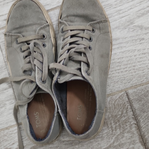 💣 5 For $20 Toms Gray Women's Sneakers - Picture 3 of 9